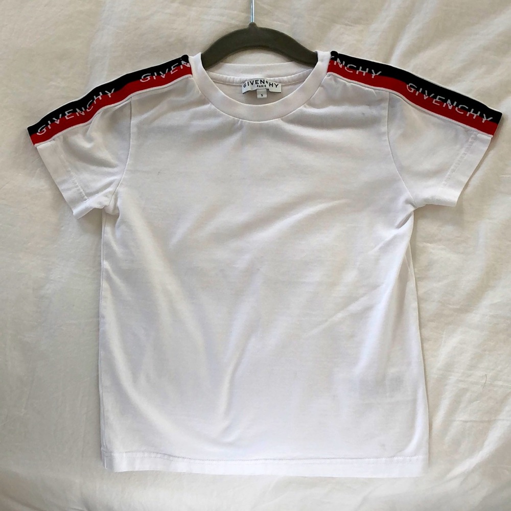 Givenchy T-shirt